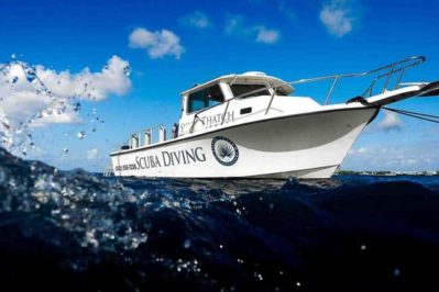 silverthatch-watersports-dive-boat-e1660840199838